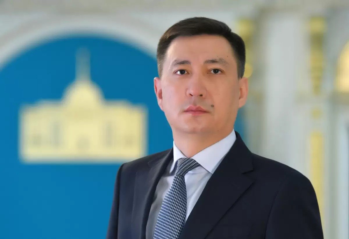 Президент әкімшілігіндегі шенеунік Қазақстан Халық Кеңесі хатшылығын басқарды