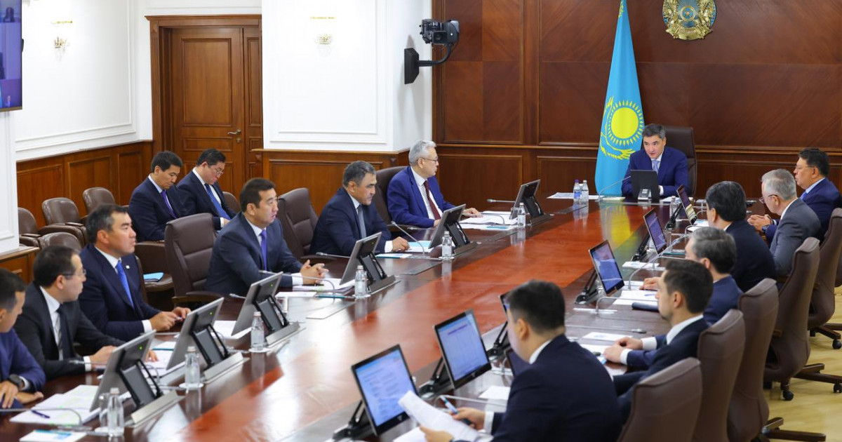  Олжас Бектенов өңір әкімдеріне гидронысандарды жаңғырту жұмыстарын күшейтуді тапсырды 