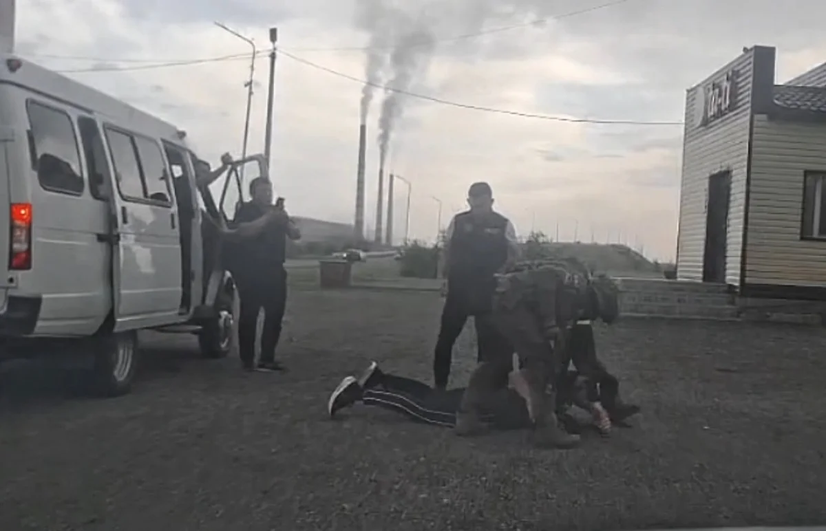 Конец криминальной схемы: в Павлодарской области задержали подозреваемых в вымогательстве