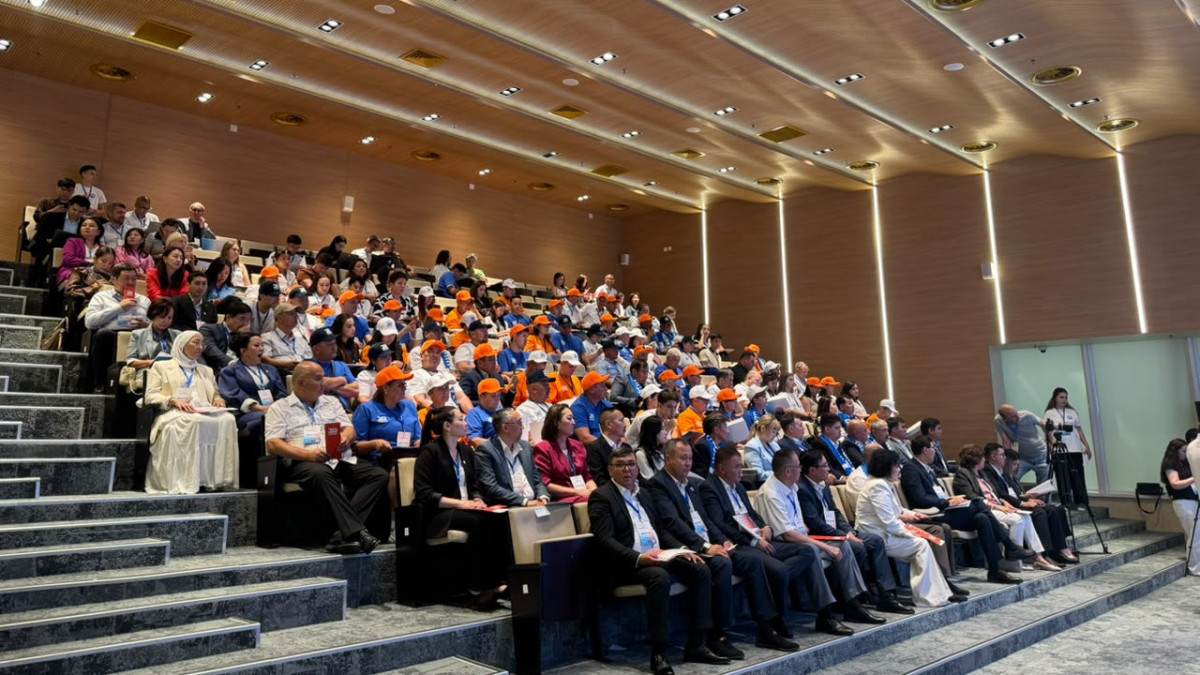 ЖСДП Қазақстанда төрт күндік жұмыс аптасына кезең-кезеңімен көшуді ұсынды