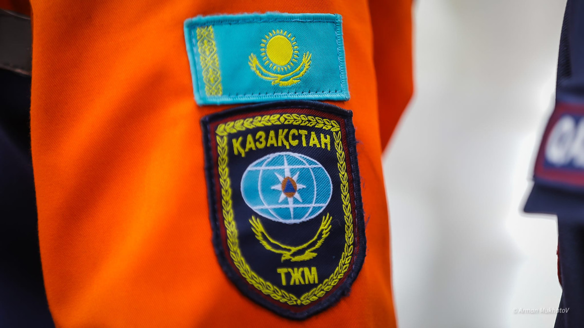 «Шұғыл өрт дабылын ауыстырыңыз!»: Қарағандыда кәсіпкерлерді алдаған алаяқ ұсталды