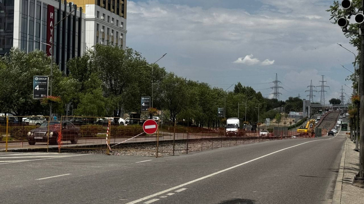 Алматыда LRT құрылысы қарқын алды: Жолдардағы қазіргі ахуал қандай?