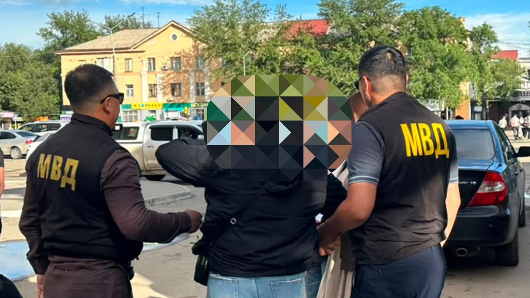 Актюбинка требовала деньги под угрозой заявления