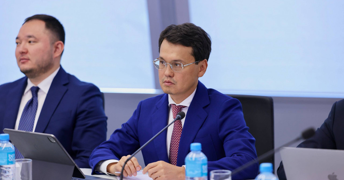  Жасанды интеллектіні дамыту – басты назарда: Бағдат Мусин «Әділет» партиясының сайлауалды бағдарламасындағы басым бағыттарды айтты 