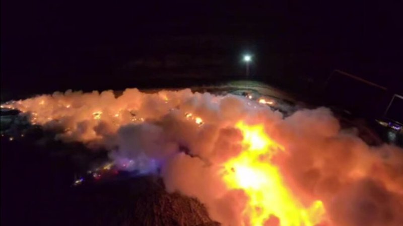 Пожар на мусорном полигоне в Астане до сих пор не потушили