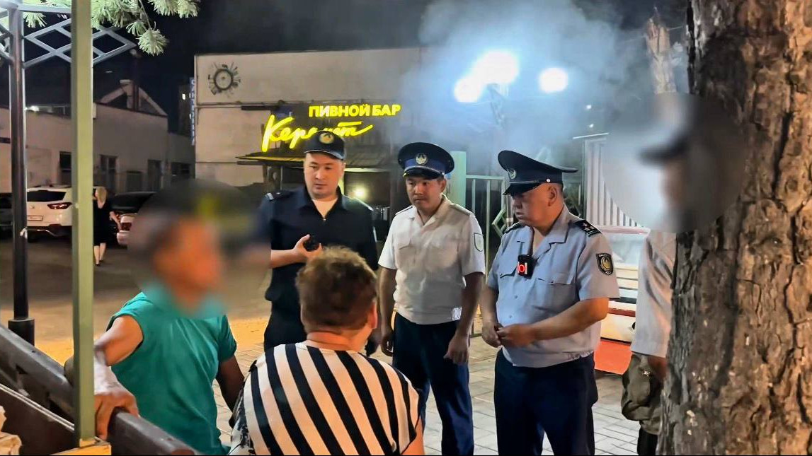 Семейде бір түнде 96 құқық бұзушылық анықталды