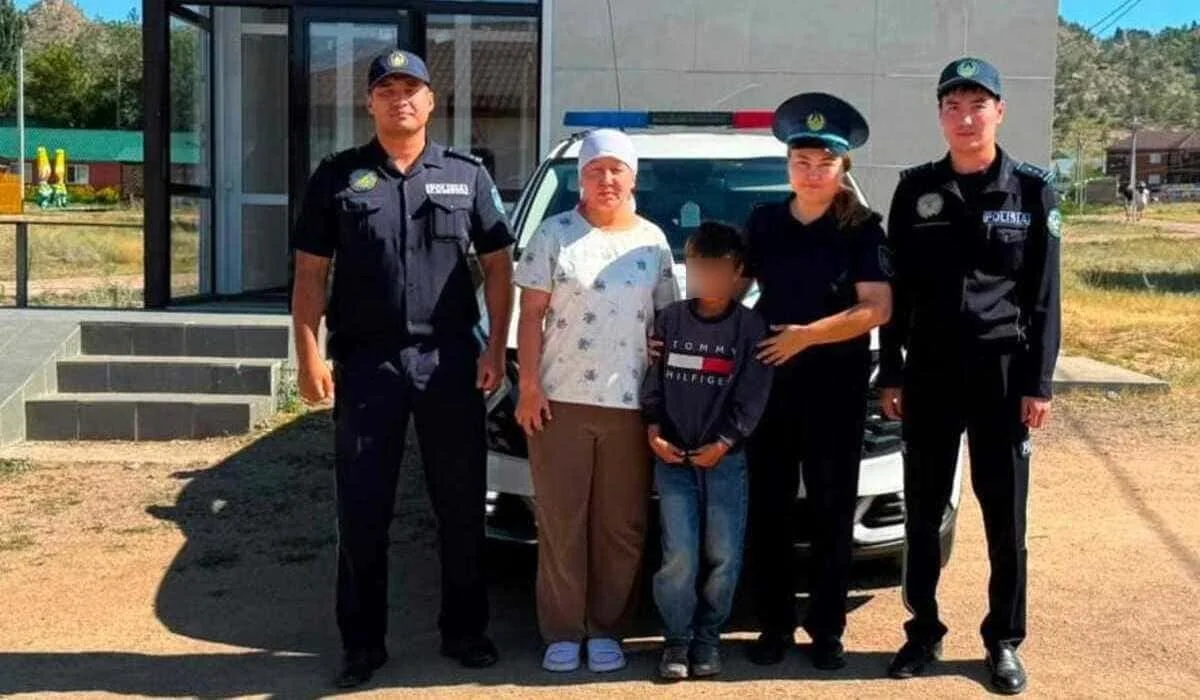 Девятилетний мальчик прошел 7 километров по трассе в поисках отца в Баянаульском районе