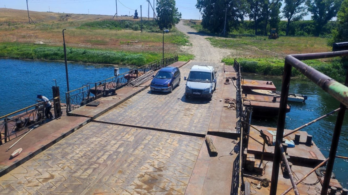 Паромщики Абайской области просят государство срочно поддержать отрасль