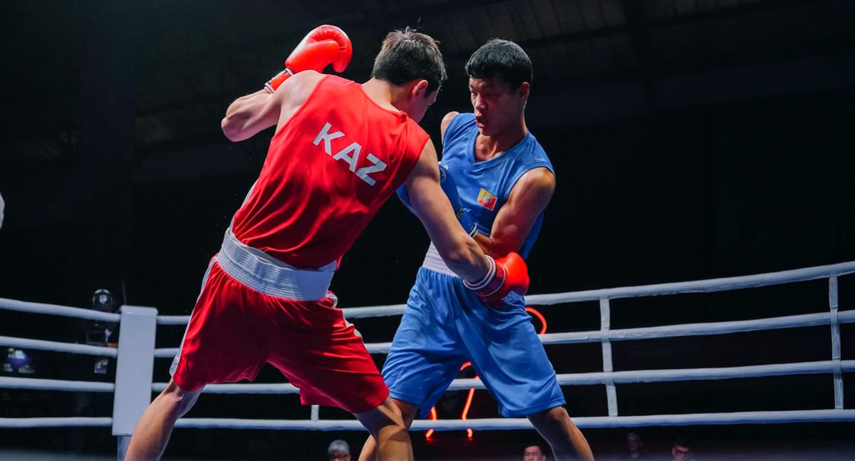 Казахстанский боксёр разгромил представителя Узбекистана на чемпионате Азии