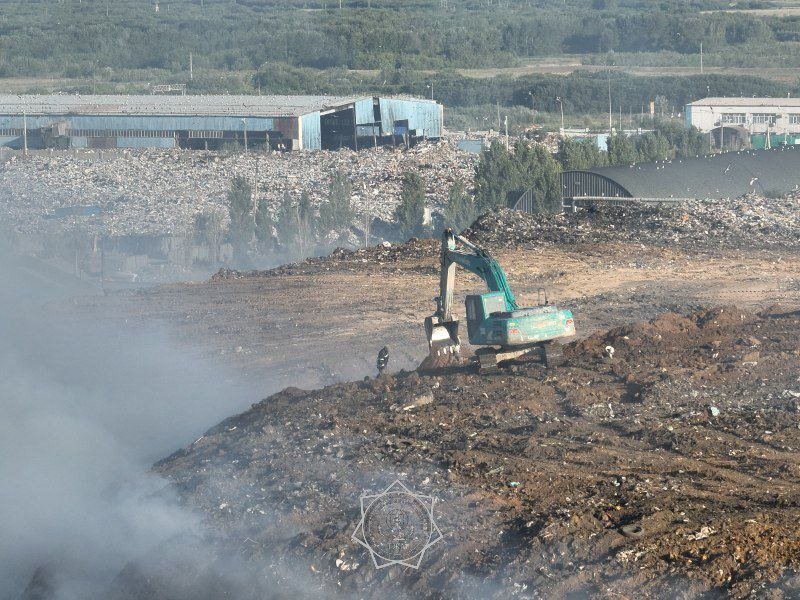 Трое суток не могли потушить: пожар на полигоне в Астане ликвидирован