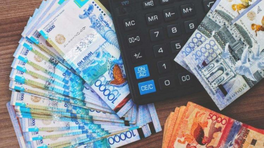 Казахстанцы стали втрое чаще переводить пенсионные накопления в частное управление