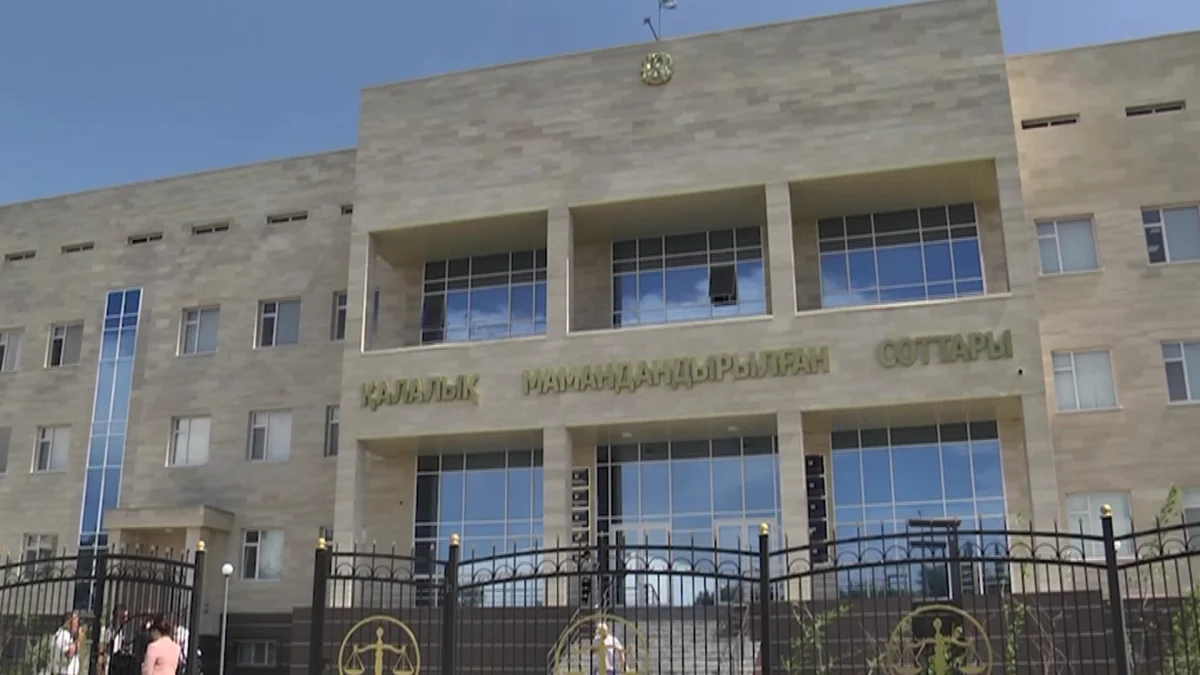 Павлодарда өгей қызын зорлаған педофил сотталды