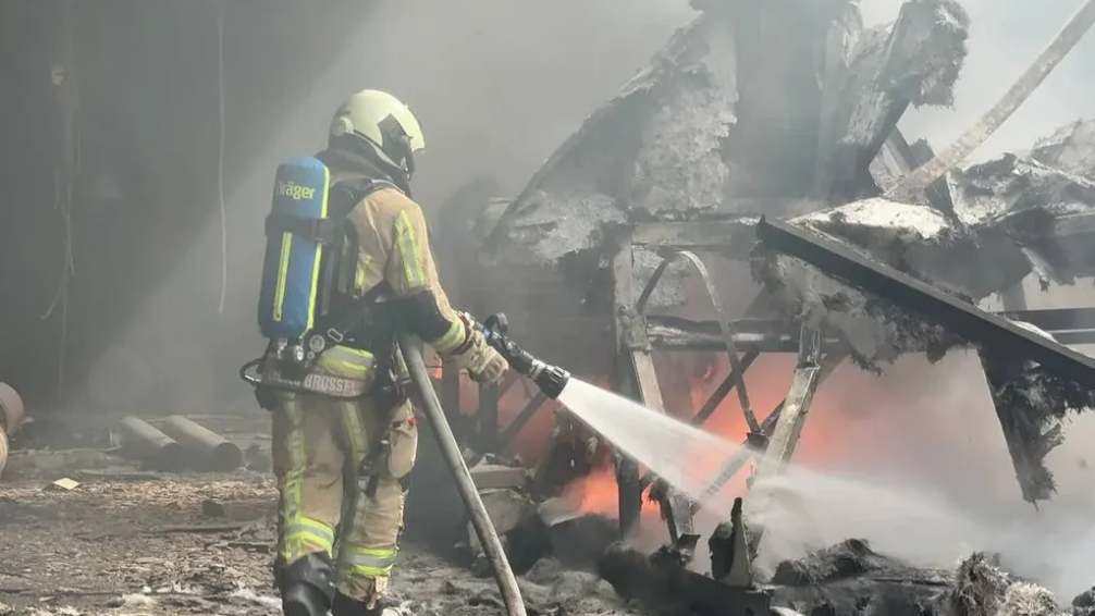 Брюссельде салынып жатқан ғимарат өртеніп, бірнеше адам қаза тапты