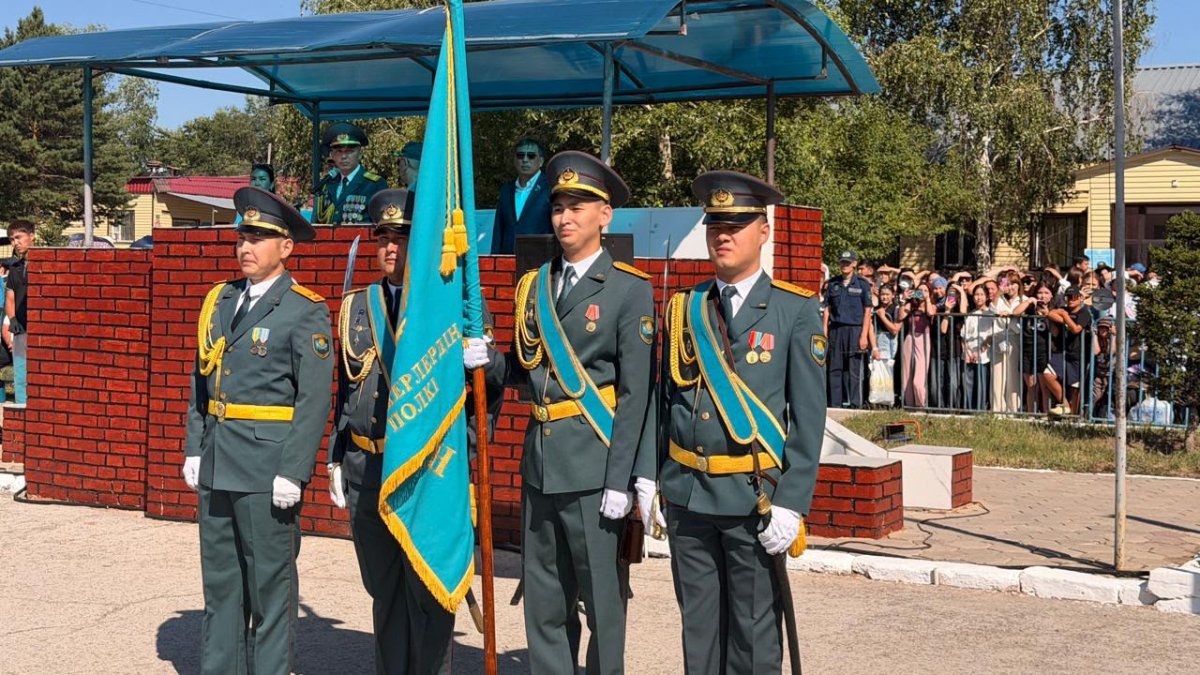Қарағандыда 400-ге жуық жас сарбаз Әскери ант қабылдады
