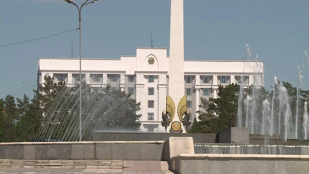 Сот ақпараттық жүйедегі қате мәліметке байланысты істі тоқтатты