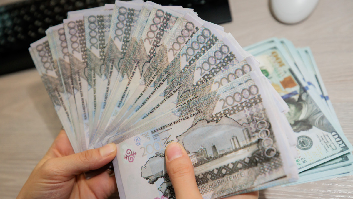 СҚО-да бюджет ақшасын жымқырған әкімдік бухгалтерлеріне сот үкімі шықты