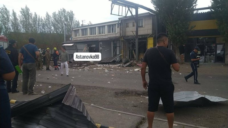 Тандырная взорвалась на рынке в Астане, пострадали люди