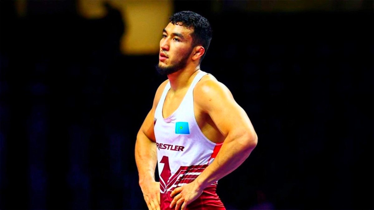 Чемпион мира из Казахстана объяснил отказ от борьбы за медали в Венгрии