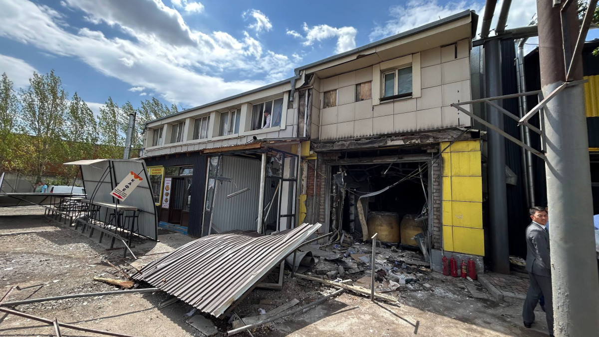 Взрыв в столичной тандырной: Репортаж с места событий