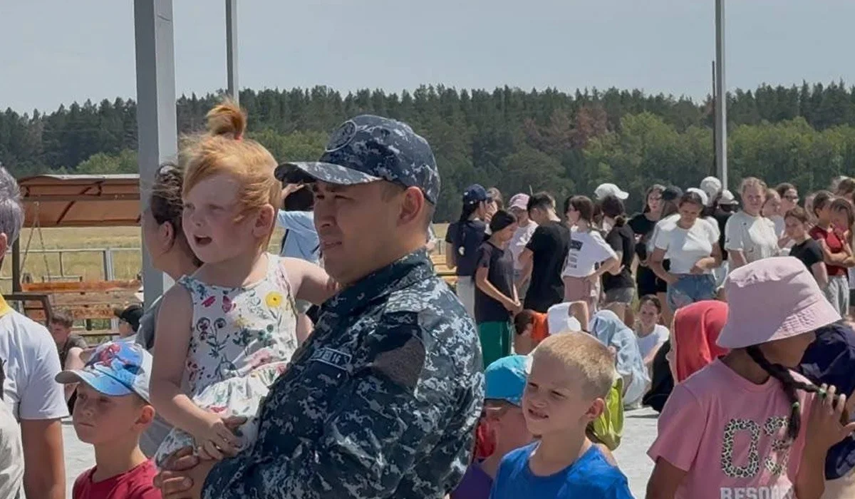 «Семей орманындағы» алапат өрт: полицейлер жақын маңдағы лагерьден балаларды көшіріп жатыр
