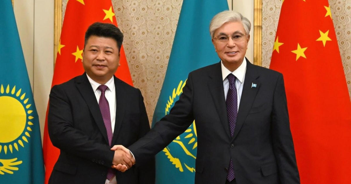   Қасым-Жомарт Тоқаев Guoyou компаниялар тобы директорлар кеңесінің төрағасы Юй Боянды қабылдады   