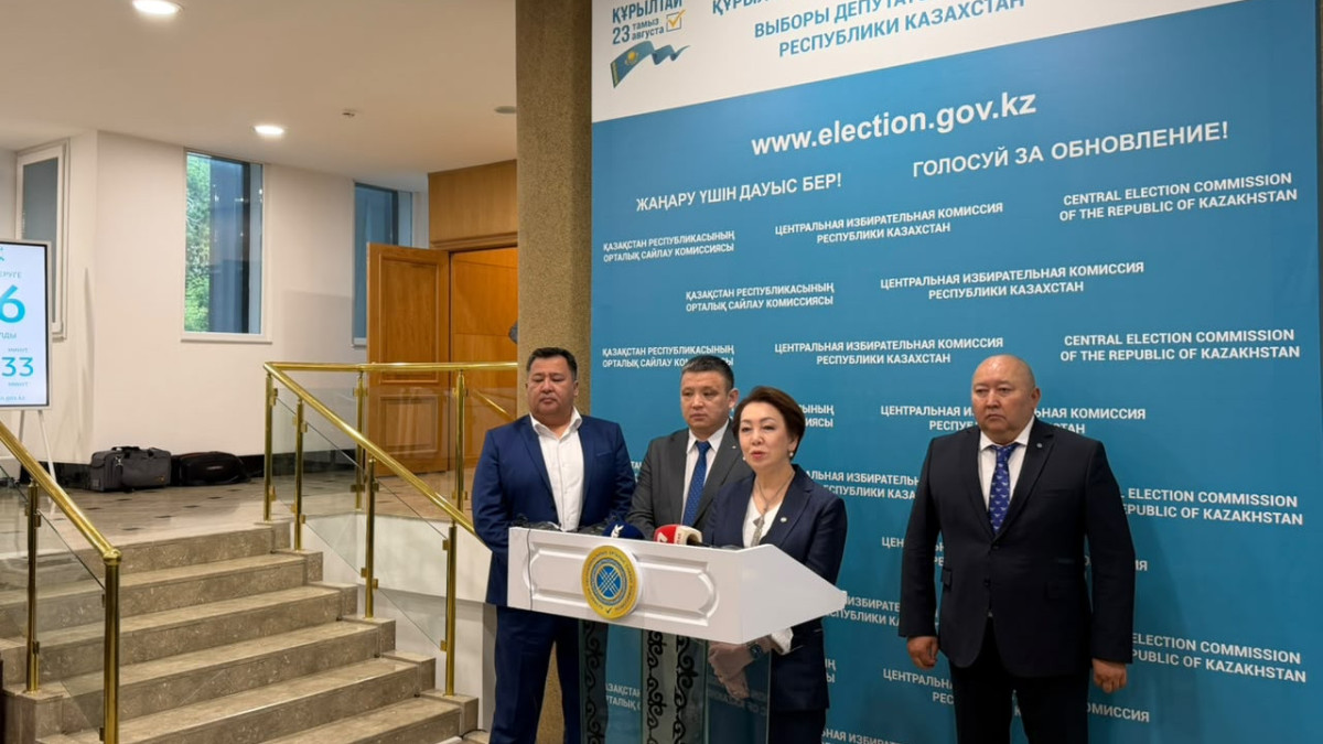 Дания Еспаева рассказала, кто вошел в партийный список «Ак жол»