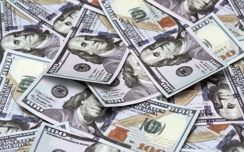 Женщина выиграла полмиллиона долларов благодаря совету муж