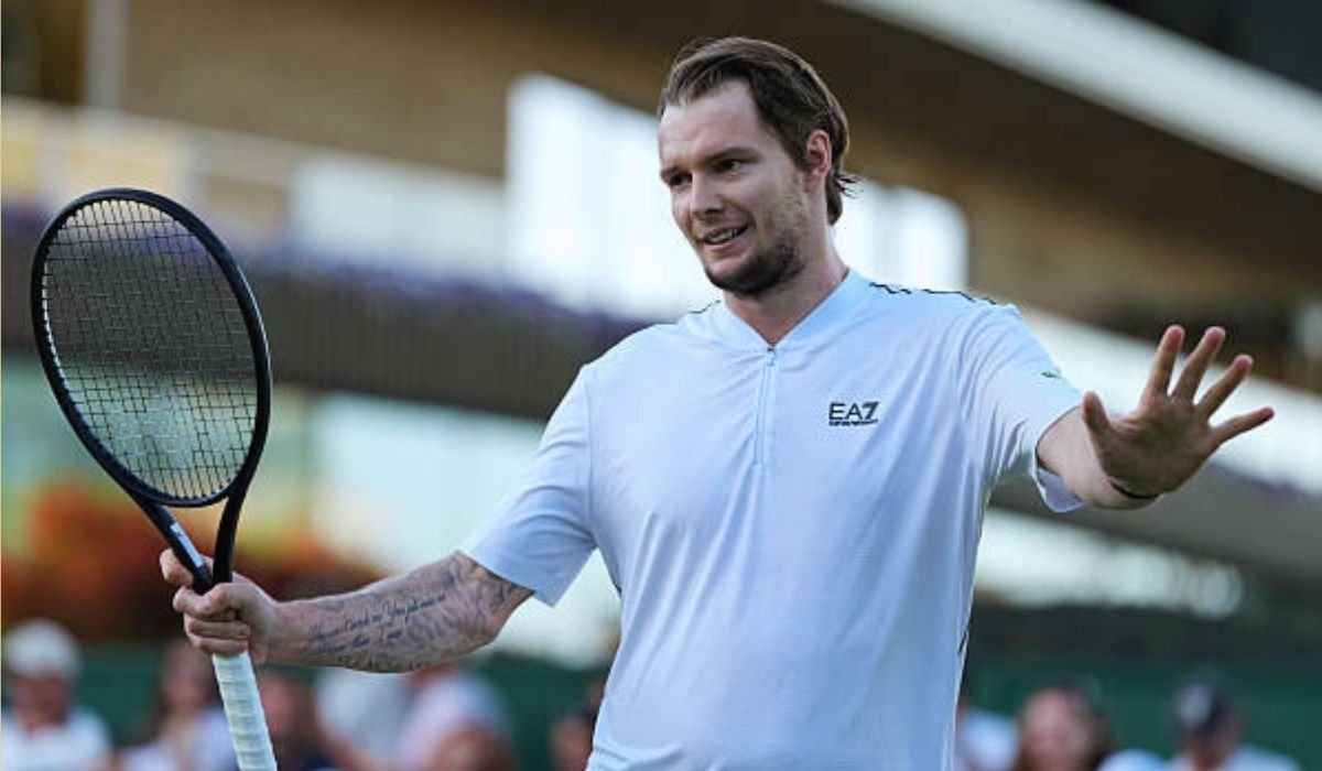 Александр Бублик узнал новое место в рейтинге ATP по итогам Уимблдона