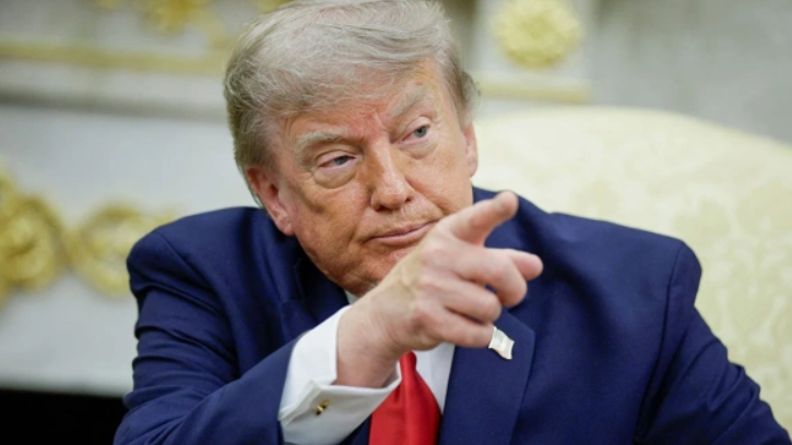 Трамп Канададағы орман өртінің түтіні үшін тарифтерді көтеретінін мәлімдеді