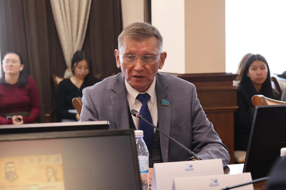 Нұртөре Жүсіп: Жазушылар артқа қарай бермей, заманға сай кітап жазуы керек