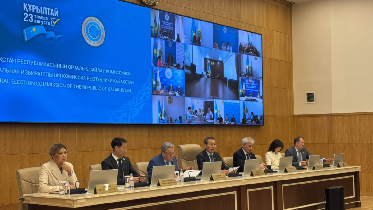 "Әділет" партиясының 186 кандидаты заң талаптарына сай деп танылды
