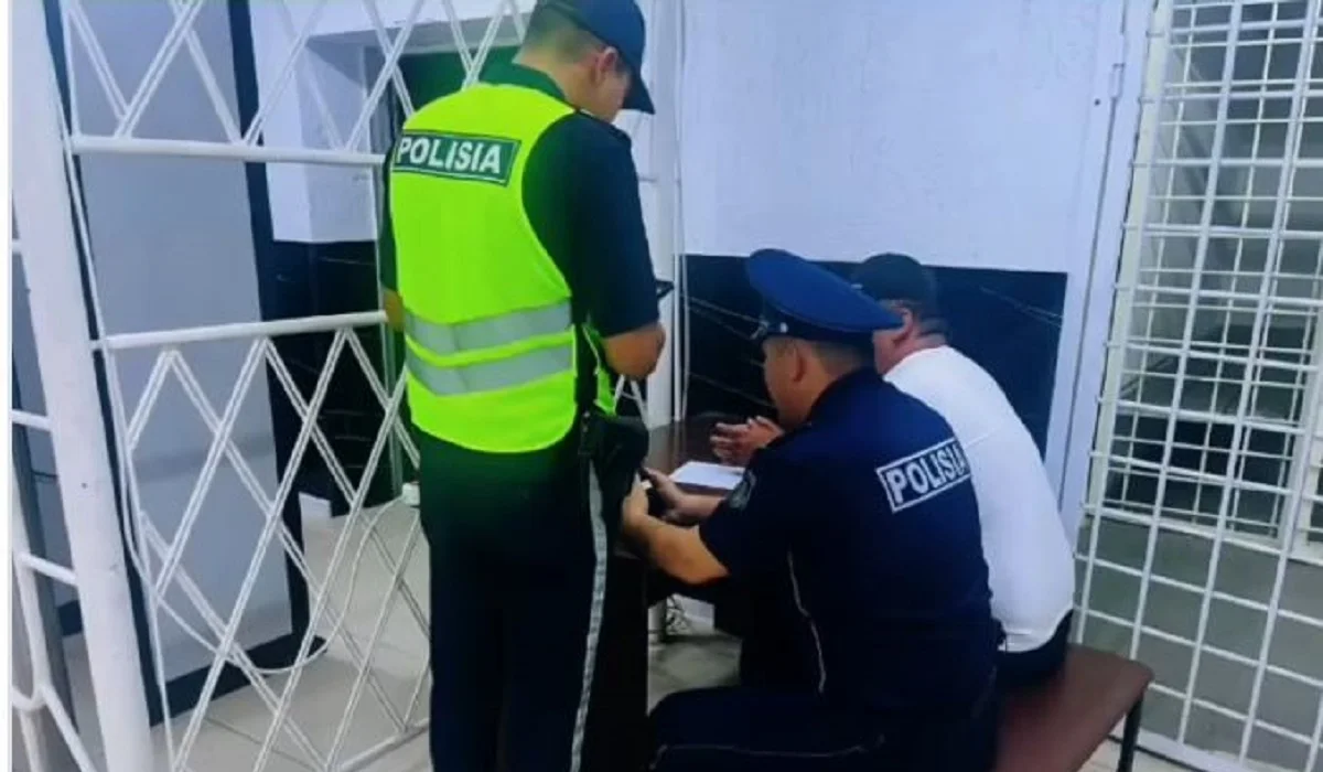 Атырау облысында жүргізуші полицияға қатысты жалған видео таратқаны үшін істі болды (ВИДЕО)