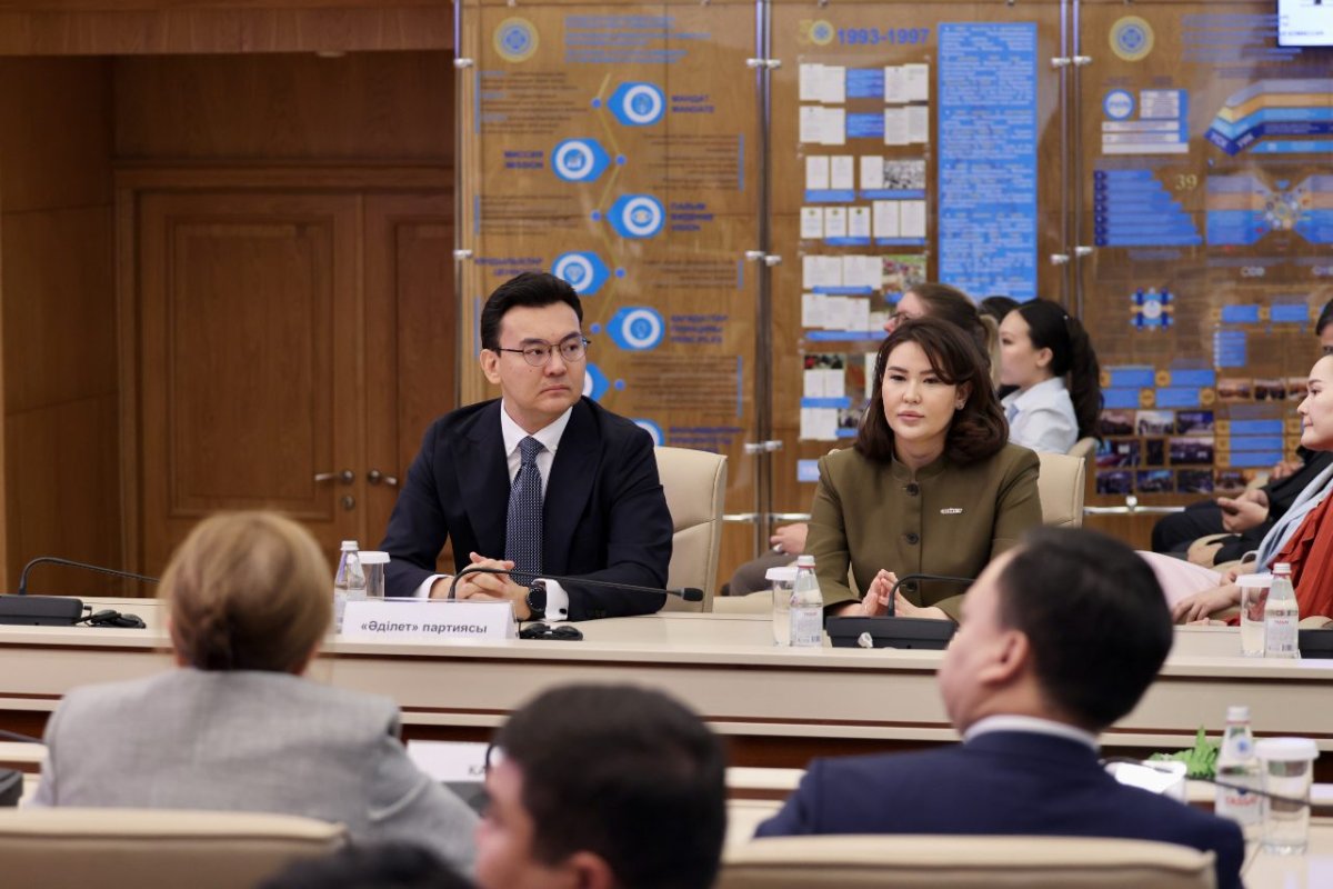 «Әділет» партиясының Құрылтай сайлауына түсетін кандидаттары белгілі болды