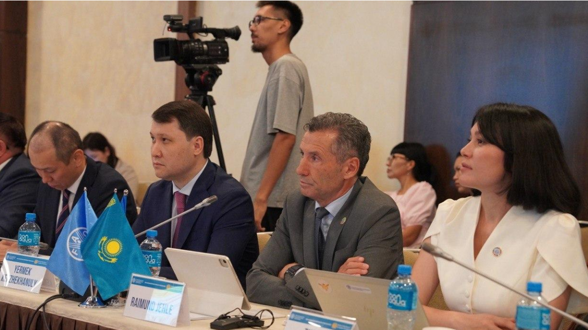 Қазақстанда апорт алмасын қайта жаңғырту жобасы қолға алынды