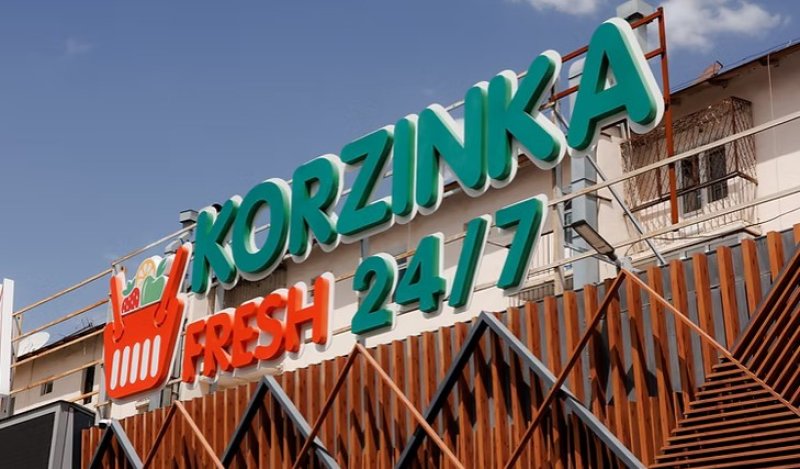 Компания из соседней страны выкупит крупную торговую сеть в Казахстане