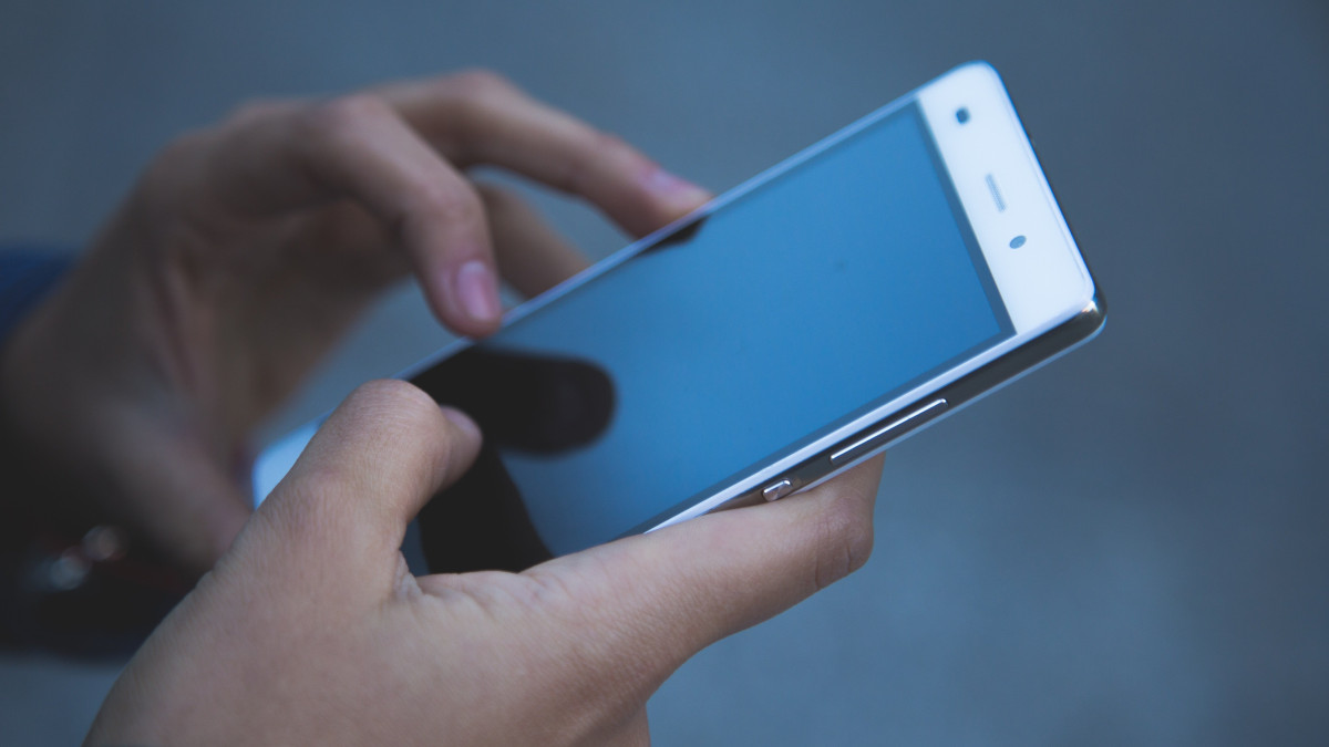 IMEI-код міндетті болады: смартфон сатудың жаңа ережесі қандай?