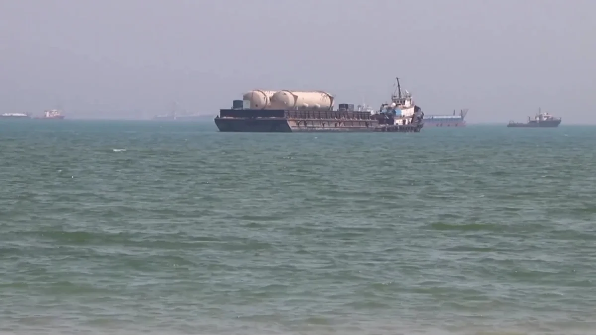 Красное море, риф Скарборо и Южная Азия: ночные события ударили по маршрутам и безопасности