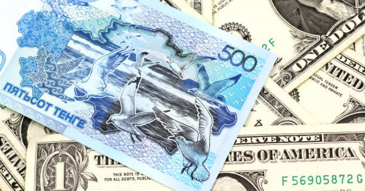 Биржада доллар бағасы 465 теңгеге дейін түсті 