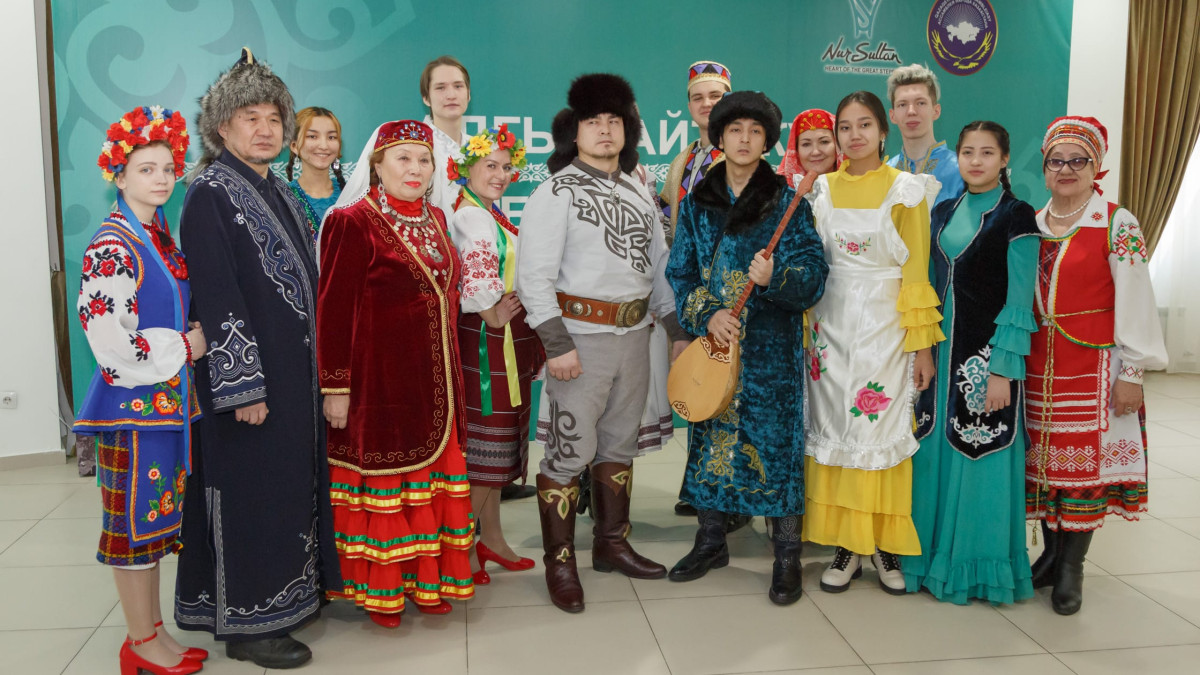 Более 93% казахстанцев положительно оценивают межэтническую ситуацию — исследование