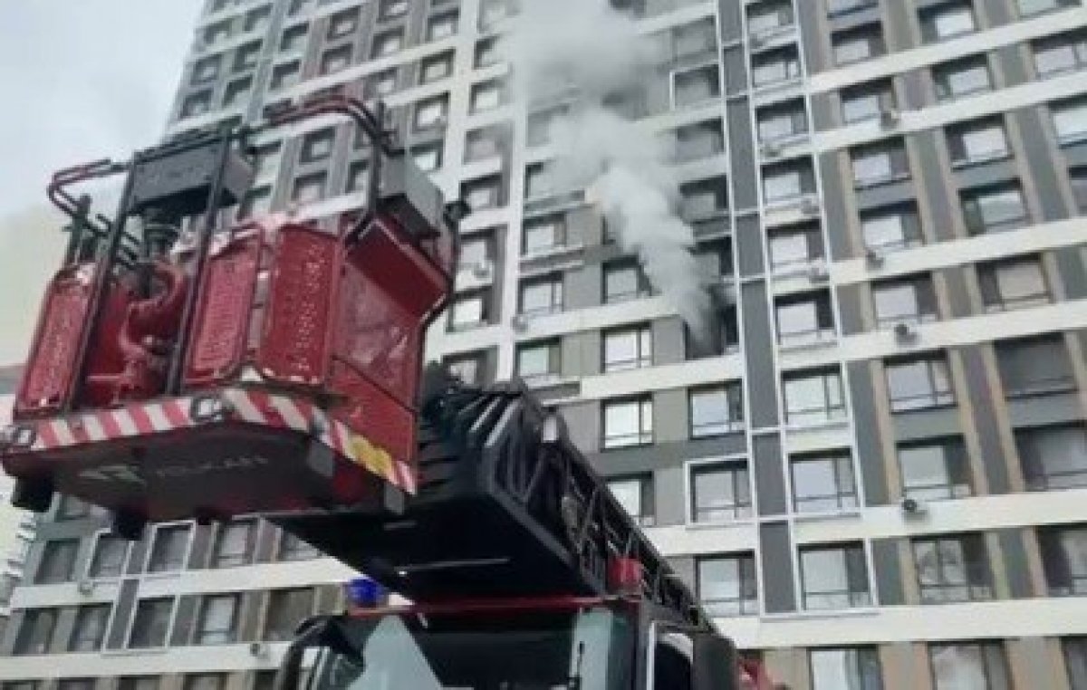 Пожар в многоэтажке потушили в Астане