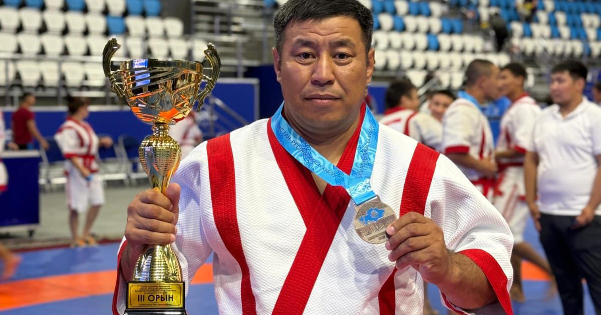   Әскер мен спортты қатар бағындырған азамат   