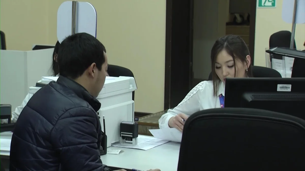 Банкке 25,5 трлн қарыз: Қазақстандықтардың несие алуы азаймай тұр