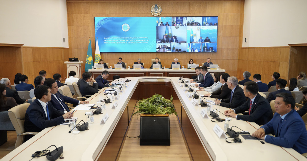  Құрылтай сайлауы: 7 партиядан 545 кандидат тіркелді 