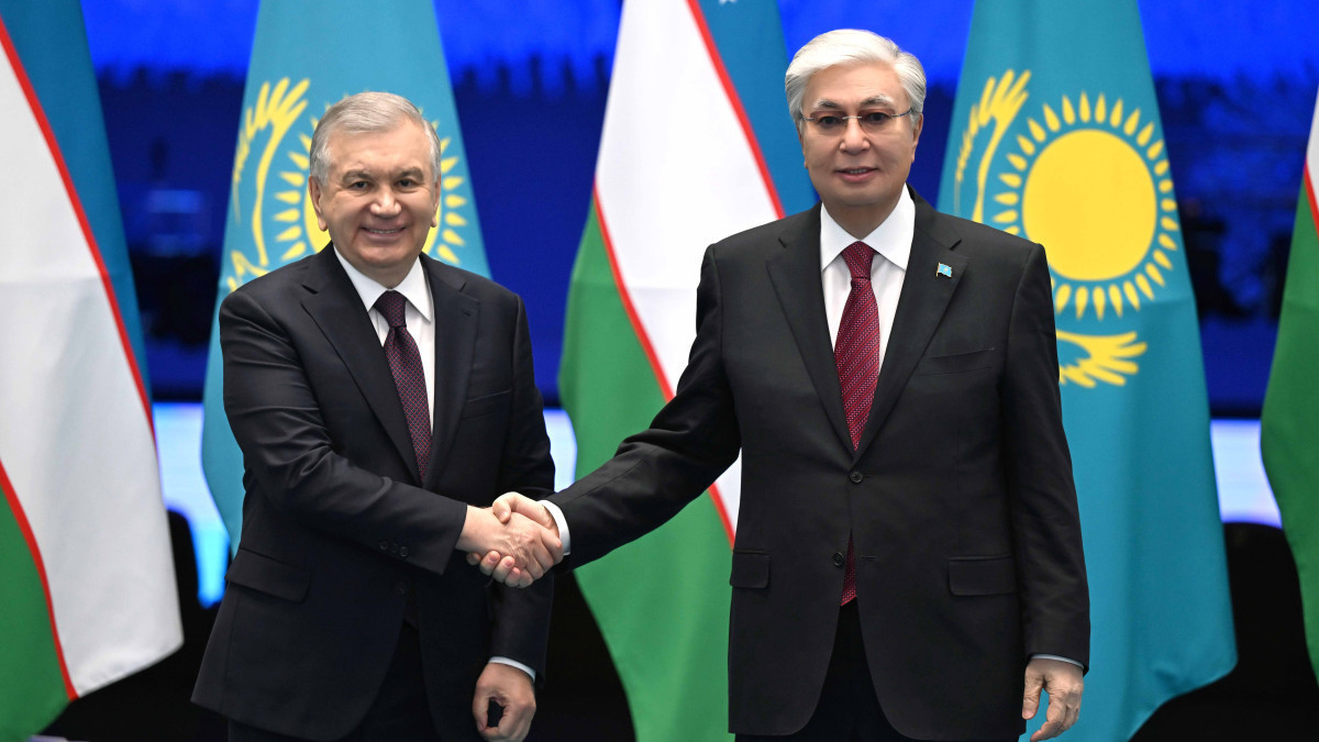 Қасым-Жомарт Тоқаев Өзбекстан Президентін туған күнімен құттықтады