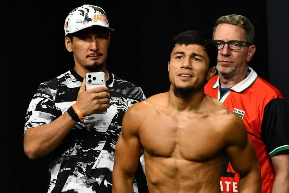 Рамазан Темиров UFC-де экс-чемпиондық белбеу үміткерін сұмдық нокаутқа түсірді