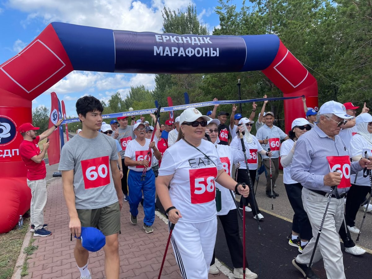 Партия ОСДП провела "Марафон свободы" в столичном Триатлон-парке