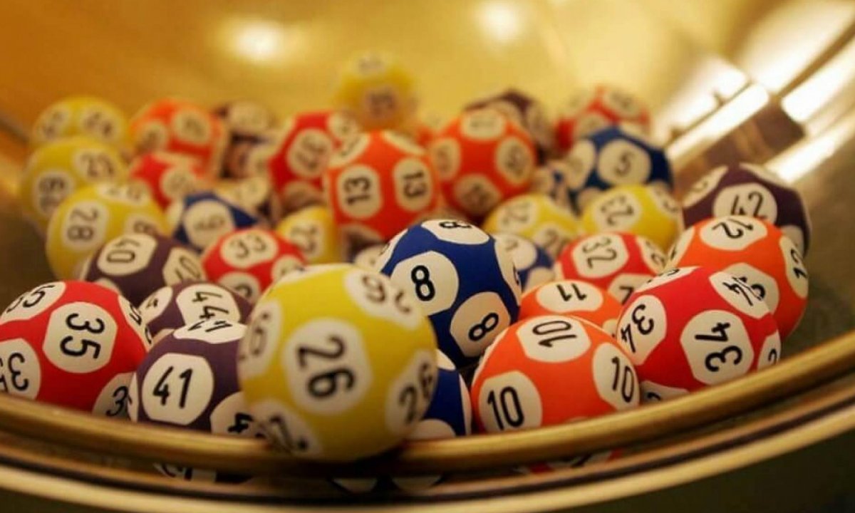 Россиянка загадала желание на 57-летие, а затем выиграла в лотерею