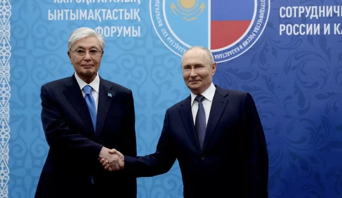 Кремль Тоқаевтың Украинадағы соғысты уақытша тоқтату туралы ұсынысына жауап берді.