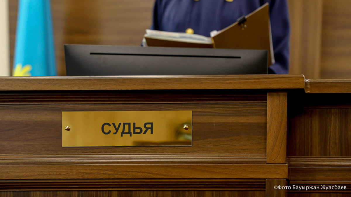 Шекарада төбелес шығарған көпбалалы анаға қатысты сот үкімі шықты