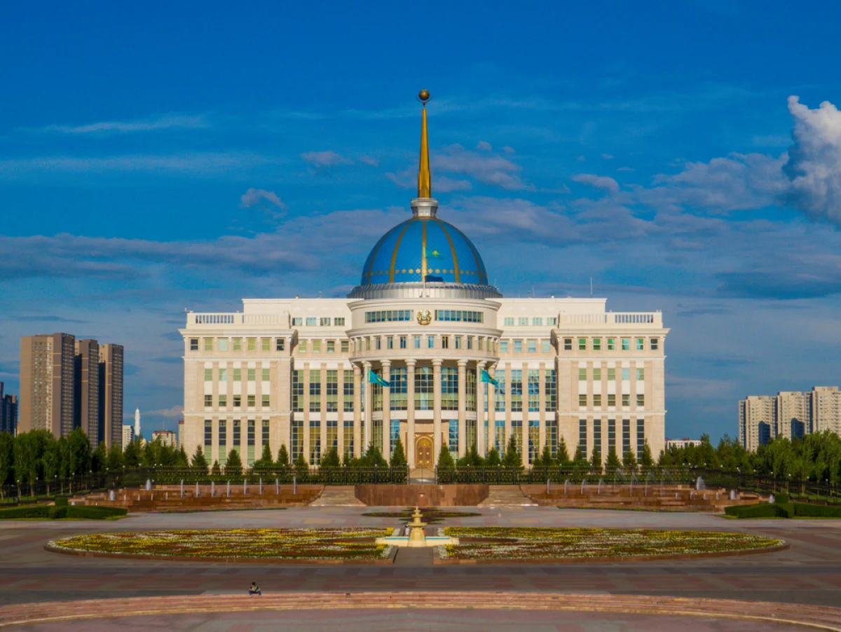 Касым-Жомарт Токаев направил поздравление Премьер-министру Великобритании